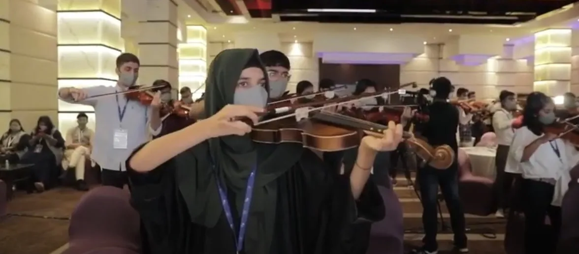 Violin Jam Team Building Activity