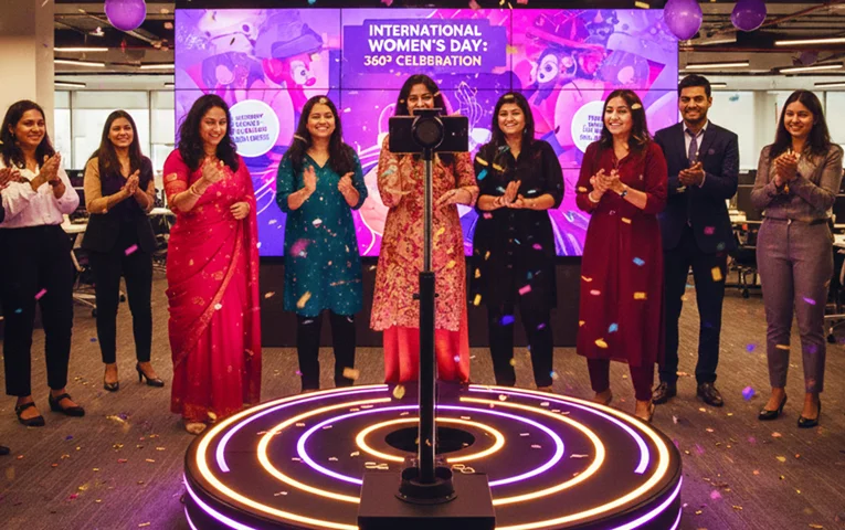 360 Degree Video Booth for Women's Day