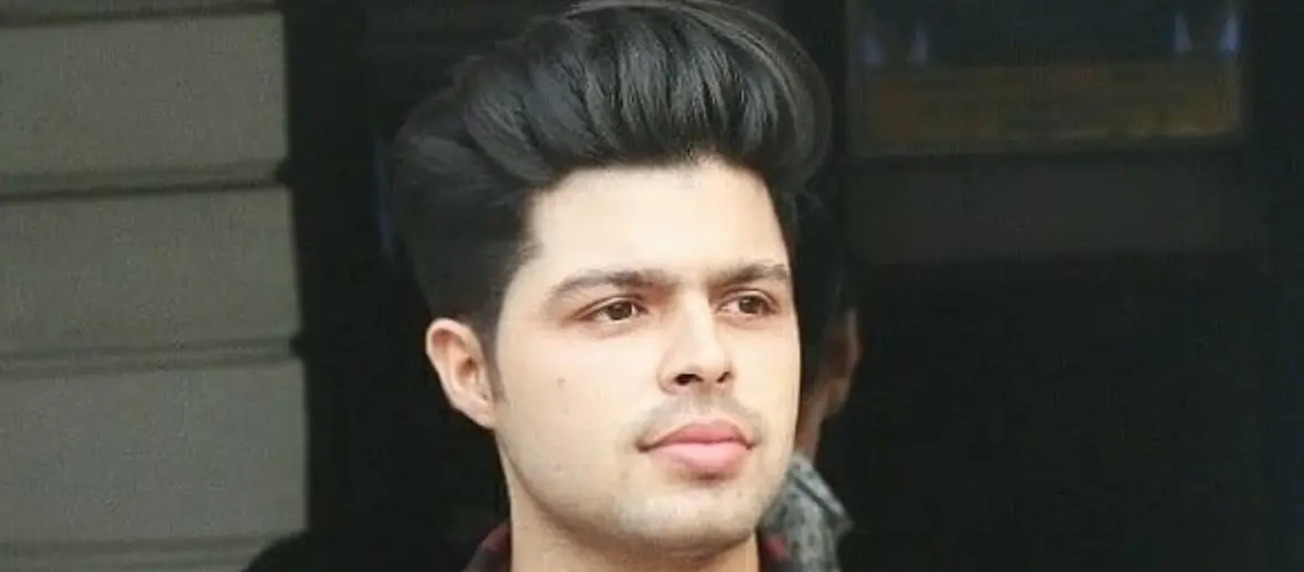 Aakash Dua Emcee Banner