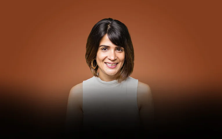 Aashti Sindhu Aashti Sindhu is a vegan hospitality consultant and plant-based nutritionist.