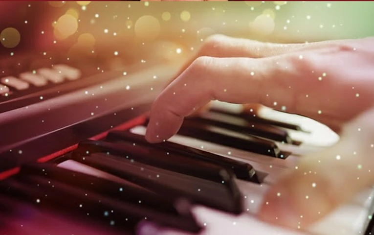 Keyboard Artist Activity