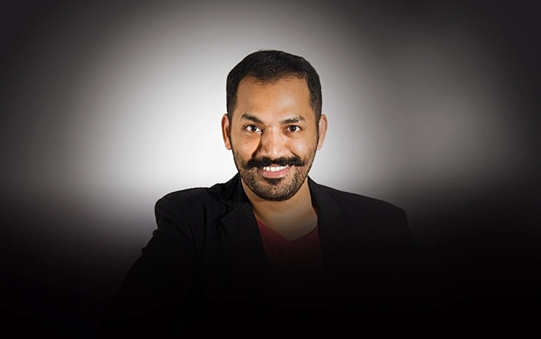Mayandi Mayandi - Trending Tamil YouTube stand-up comedian for corporate events