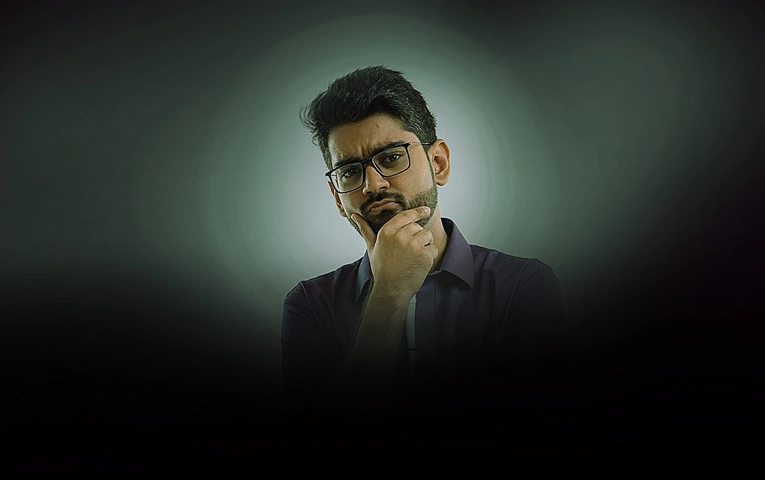 Rohan Gujral Rohan Gujral is an upcoming standup comedian from Mumbai