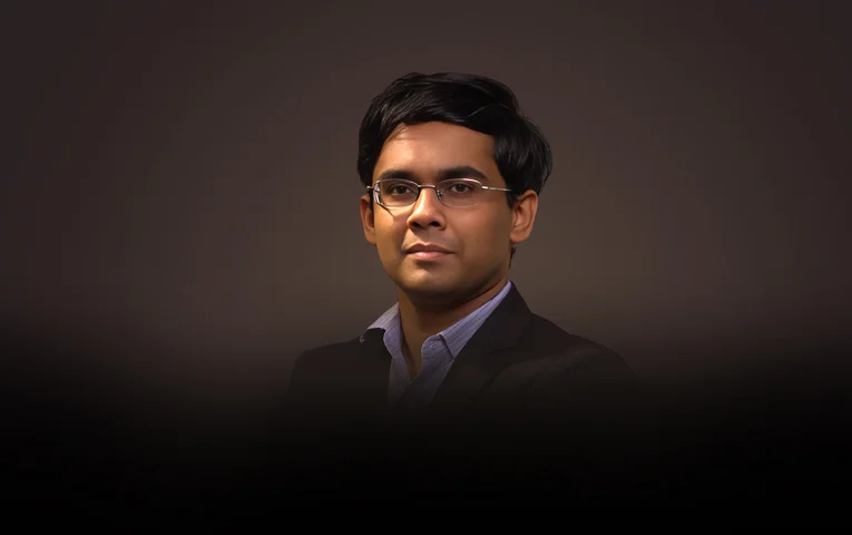 Sandeep Das Sandeep Das is a renowned keynote speaker, bestselling author, corporate storytelling and leadership coach.