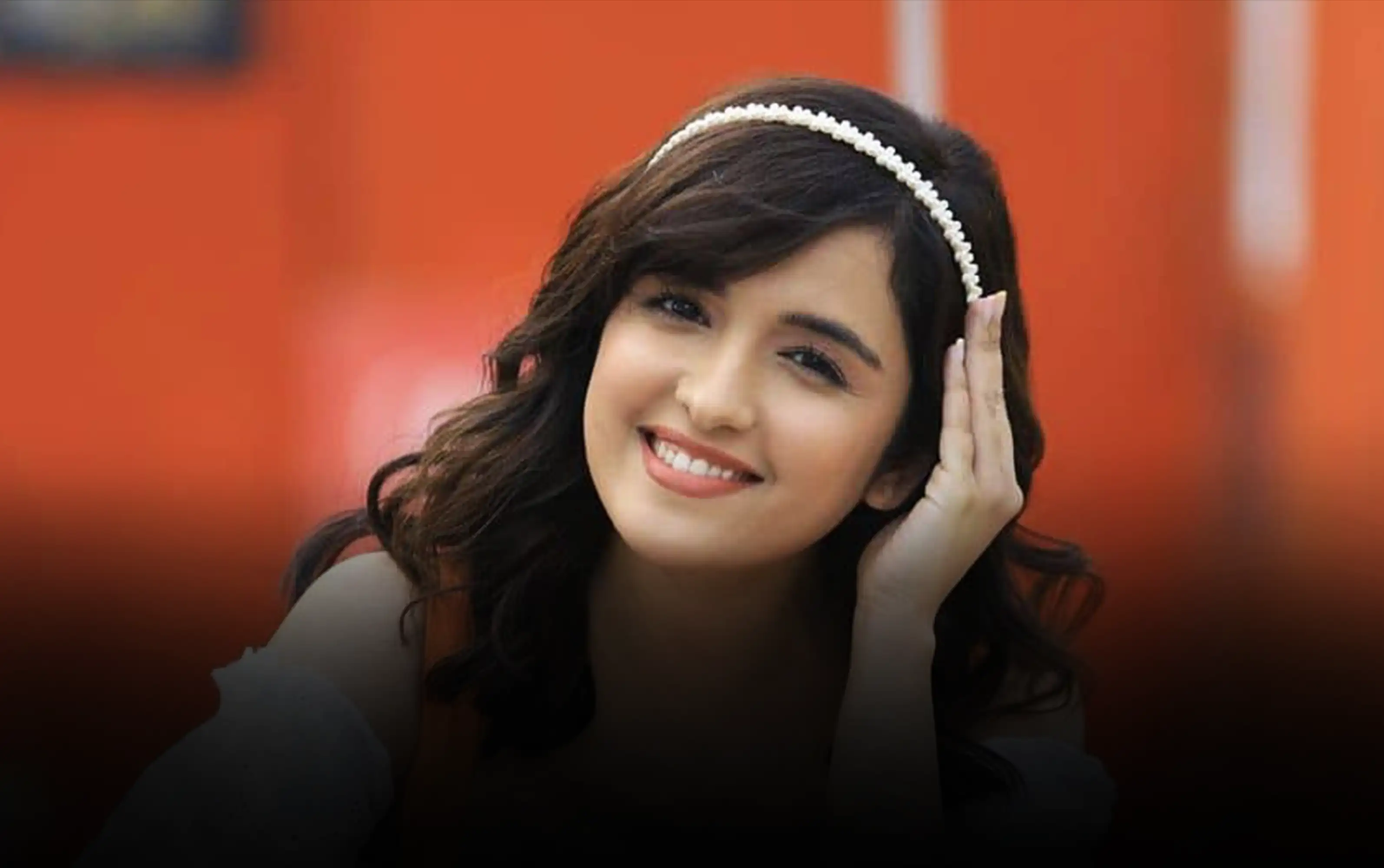Shirley Setia Singer Banner
