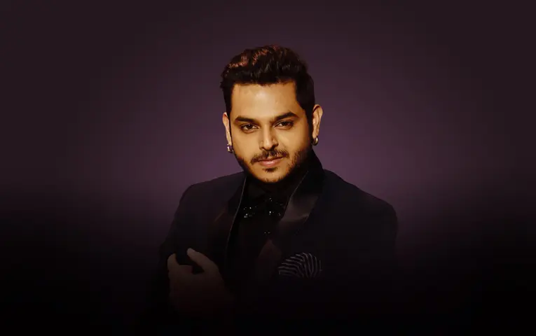 Siddharth Sagar Siddharth Sagar - GenY Stand-Up Comedian for corporate events