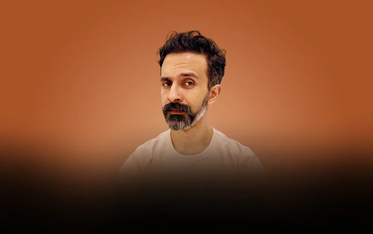Varun Duggirala Varun Duggirala is the co-founder and content chief of The Glitch