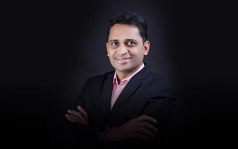 Anand Munshi Anand Munshi is a global futurist, executive coach, leadership speaker with 22 years of expertise transforming corporations across IT, banking, manufacturing.