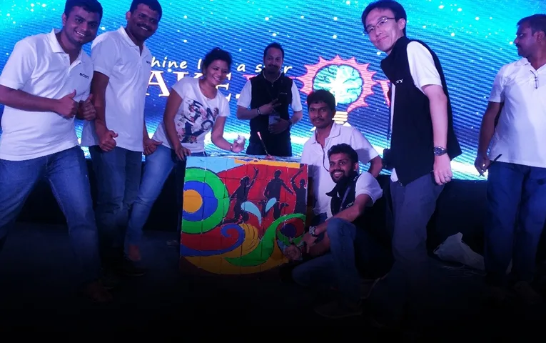 Art Puzzle Team Building Activity engage4more