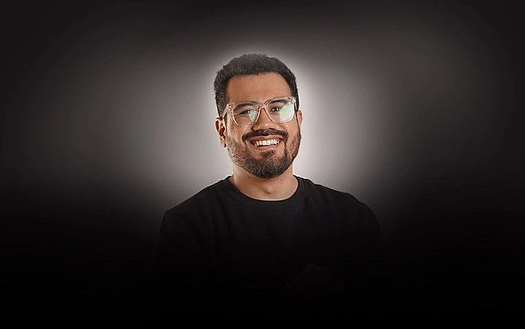 Navin Noronha Navin Noronha is a writer-comedian who also dabbles in podcasting and improv