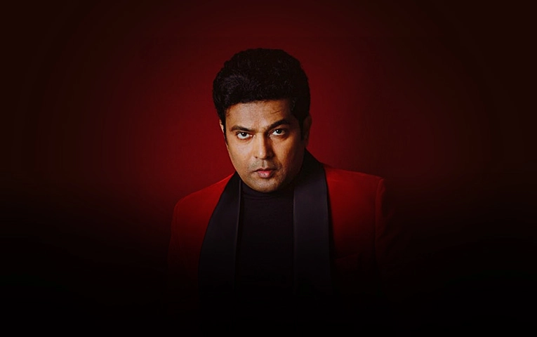 Navin Prabhakar Navin Prabhakar - Celebrity stand-up comedian and mimicry artist for corporate events