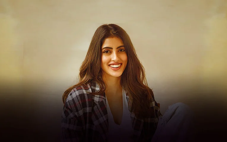 Navya Naveli Nanda Navya Naveli Nanda is a visionary leader and entrepreneur, inspiring the world with her drive and innovative approach to healthcare