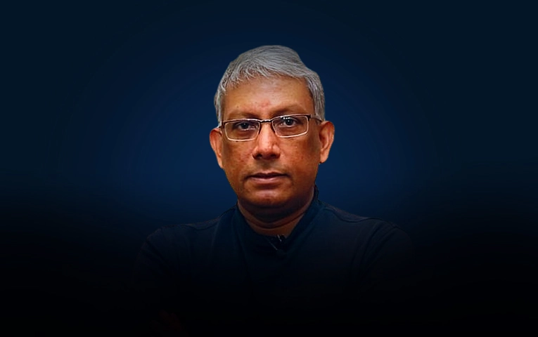 Ravi Venkatesan Ravi Venkatesan is the former Chairman of Microsoft India and the founder Chairman of Social Venture Partners India